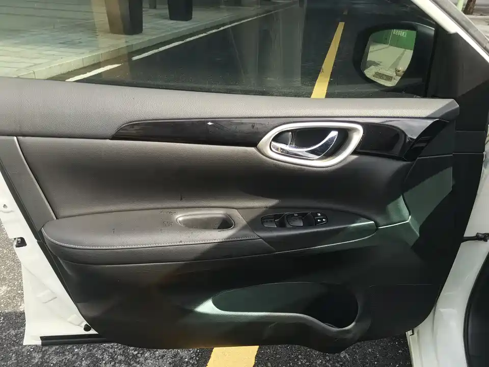 Nissan Xuan Yi Nissan Xuan Yi