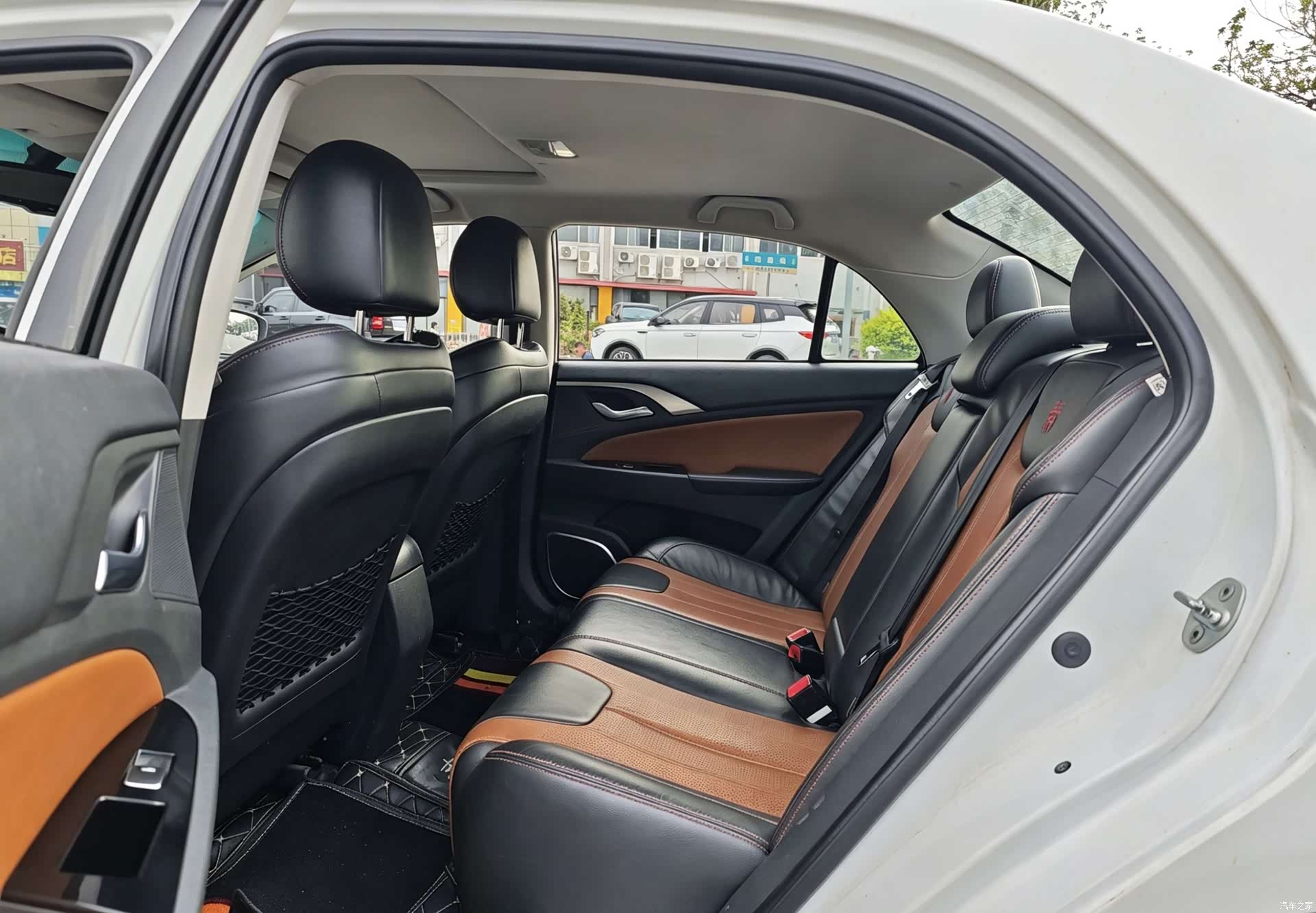 BYD Qin, 2016 10