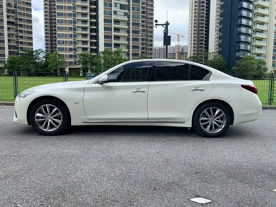 Infiniti Q50L Infiniti Q50L