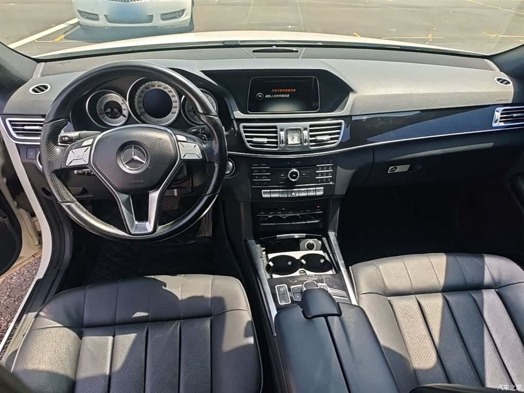 Mercedes-Benz E-Class, 2015 10