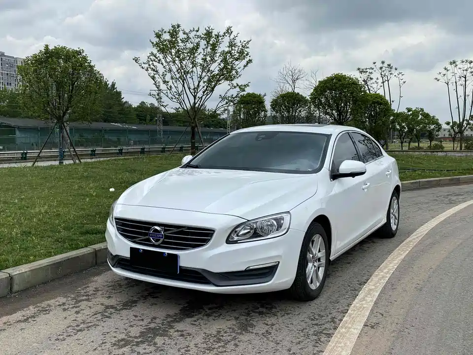 Volvo S60