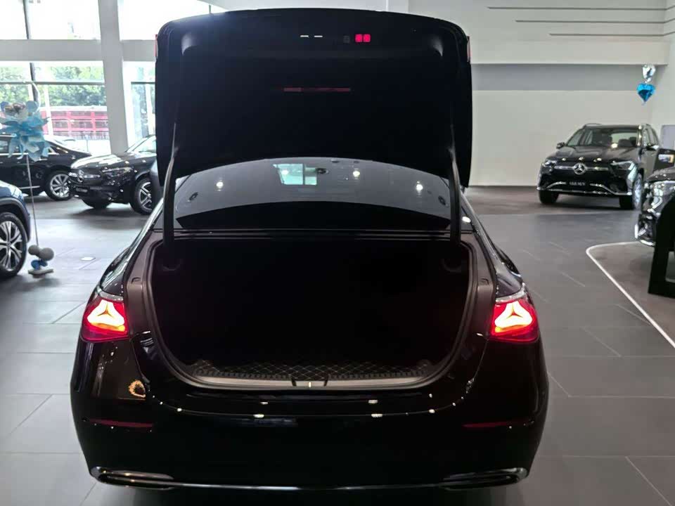 Mercedes-Benz E-class Mercedes-Benz E-class