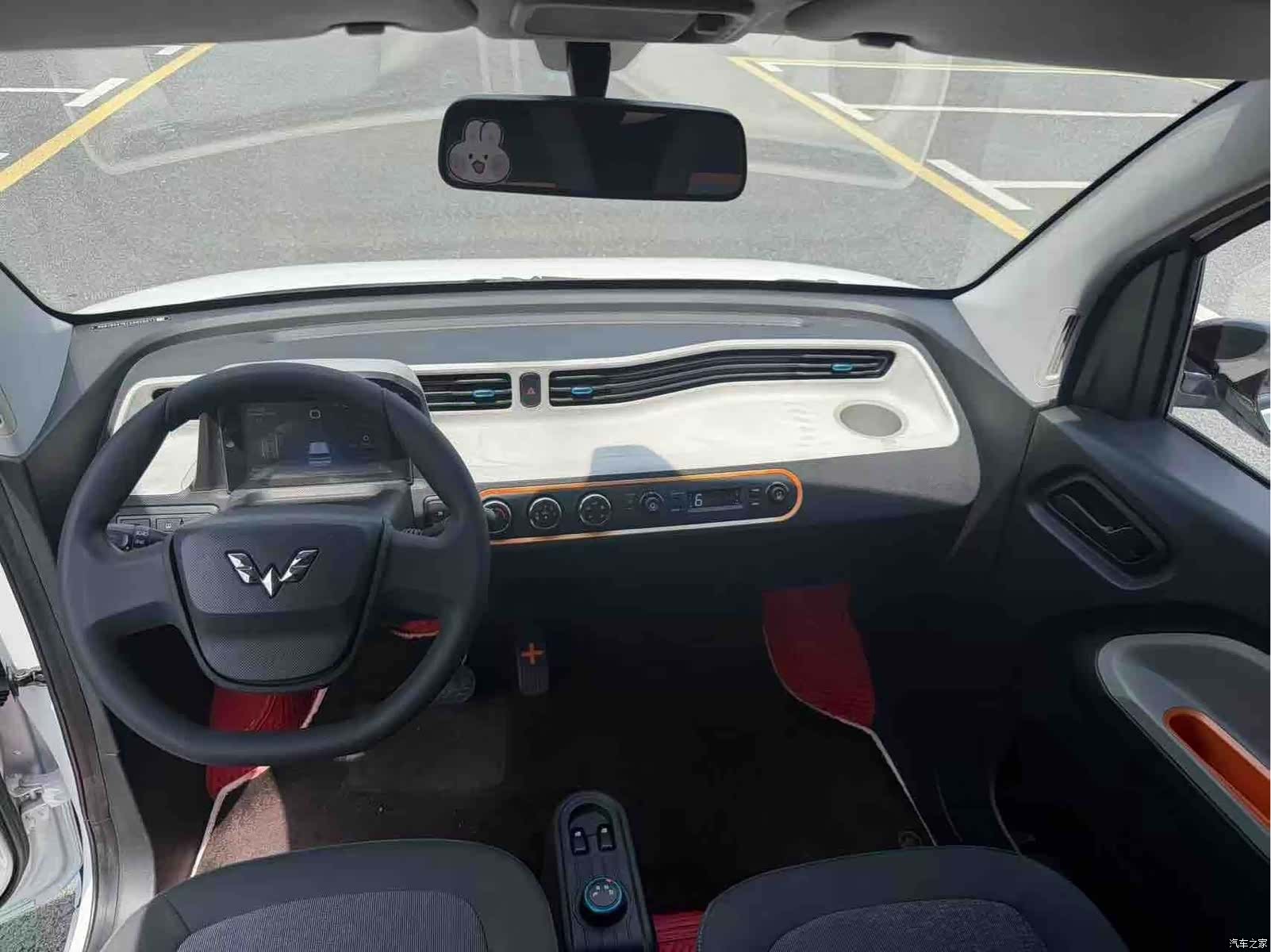 Wuling MINIEV, 2020 6
