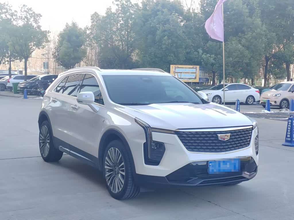 Cadillac XT4