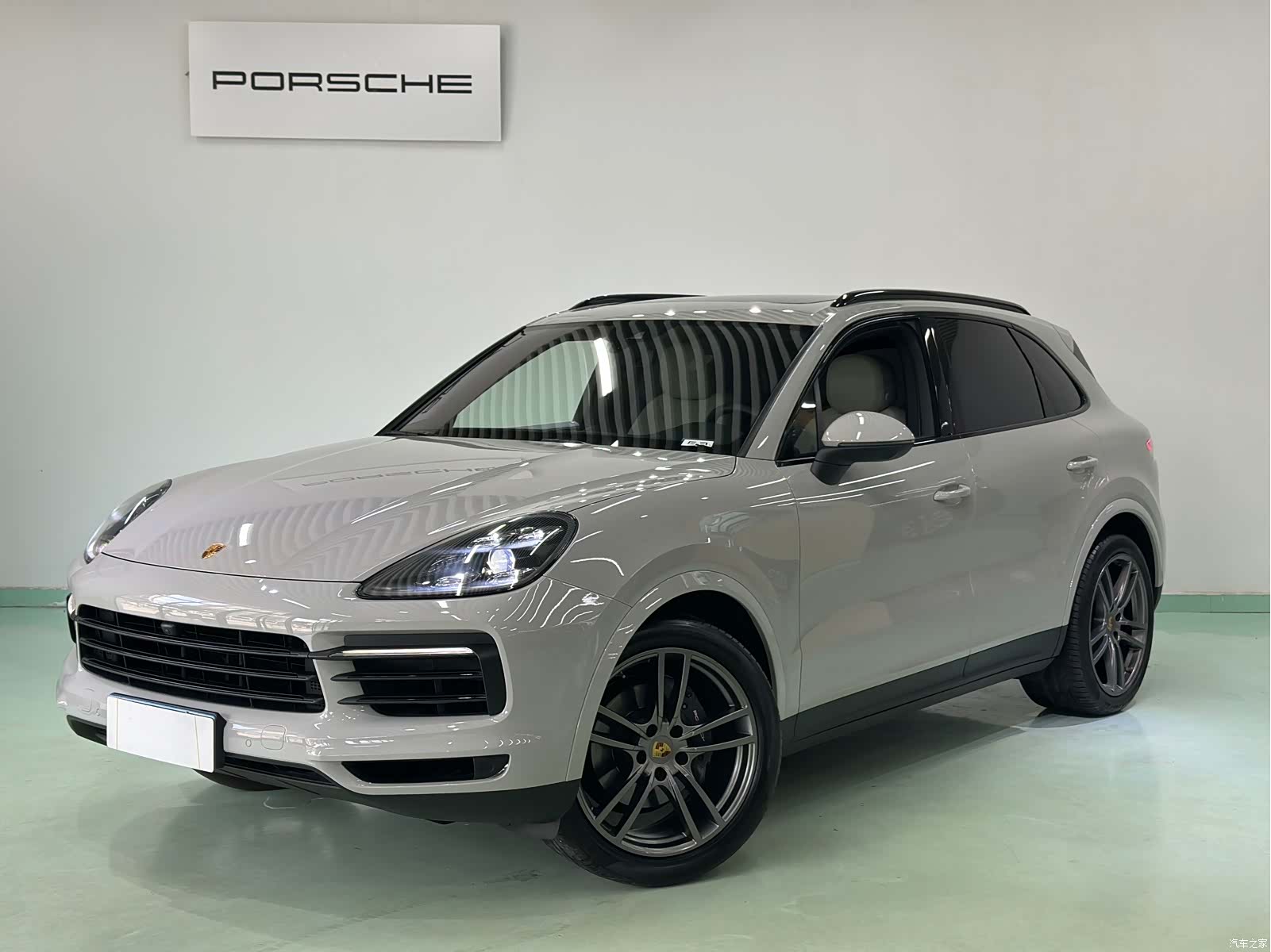 Porsche Cayenne, 2021 1