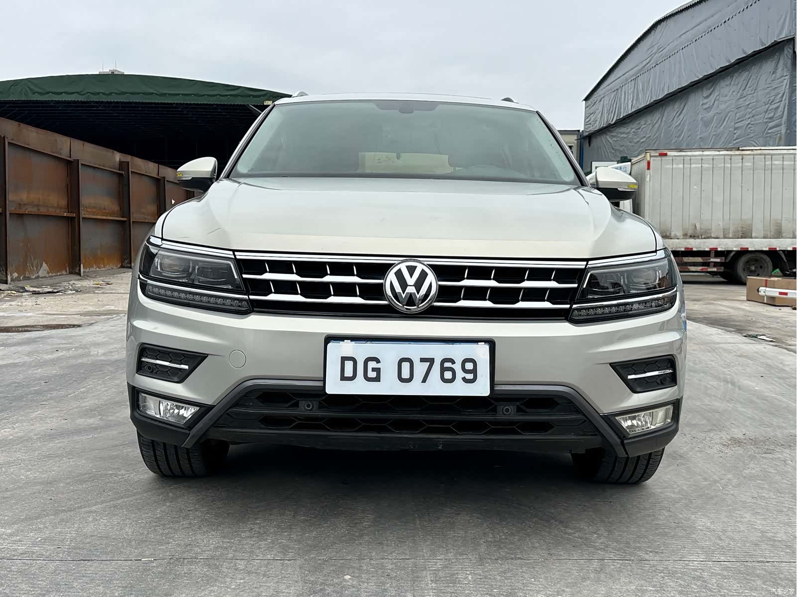 Volkswagen Tiguan L, 2017 2