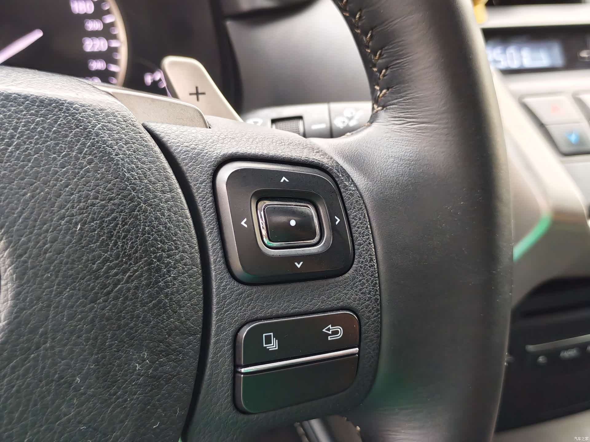 Lexus NX, 2017 15