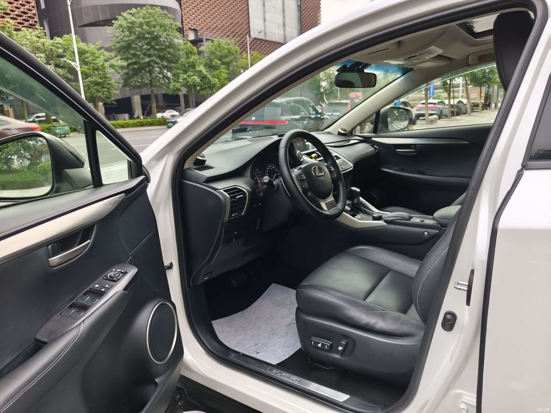 Lexus NX, 2017 6