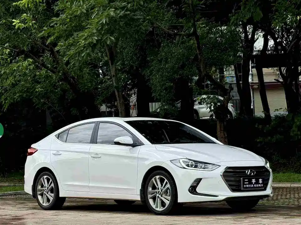 Hyundai Lead
