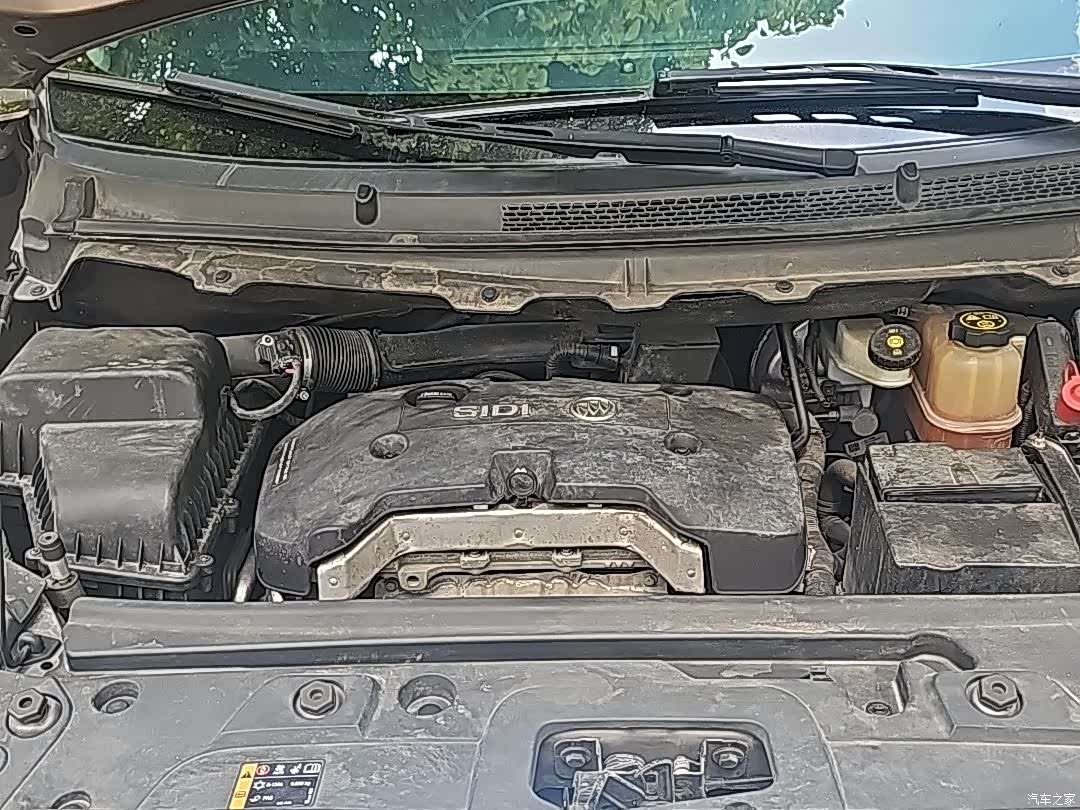 Buick GL8, 2018 13