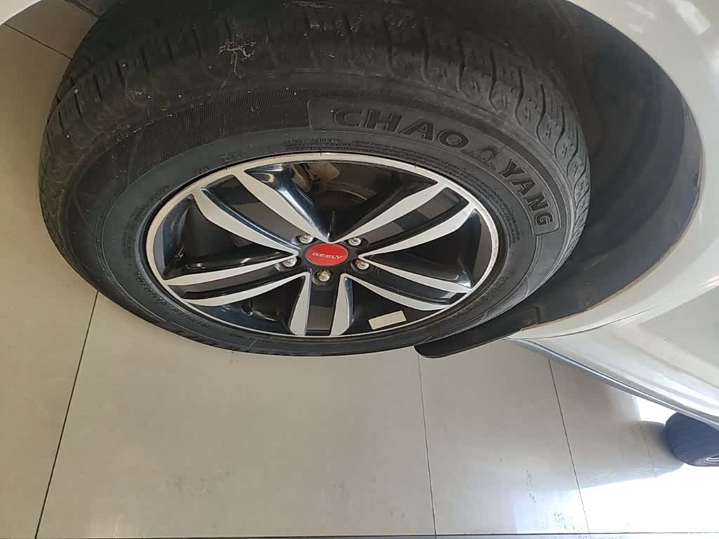 Geely GX7, 2015 23