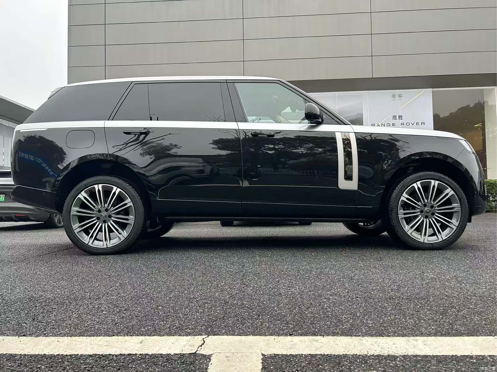 Land Rover Range Rover, 2024 3