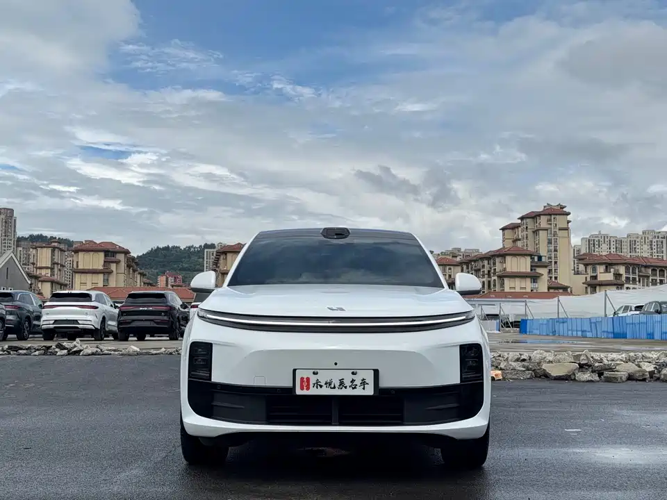 Li Auto Ideal L6