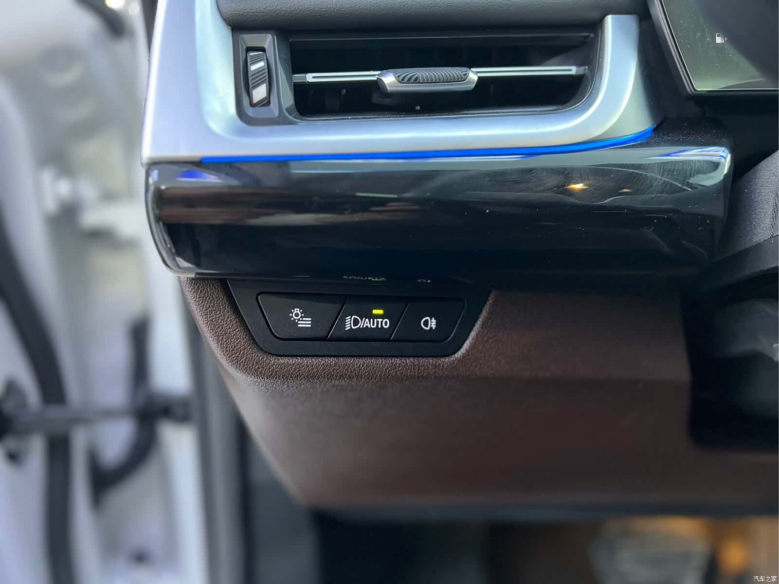 BMW X1, 2024 все фото