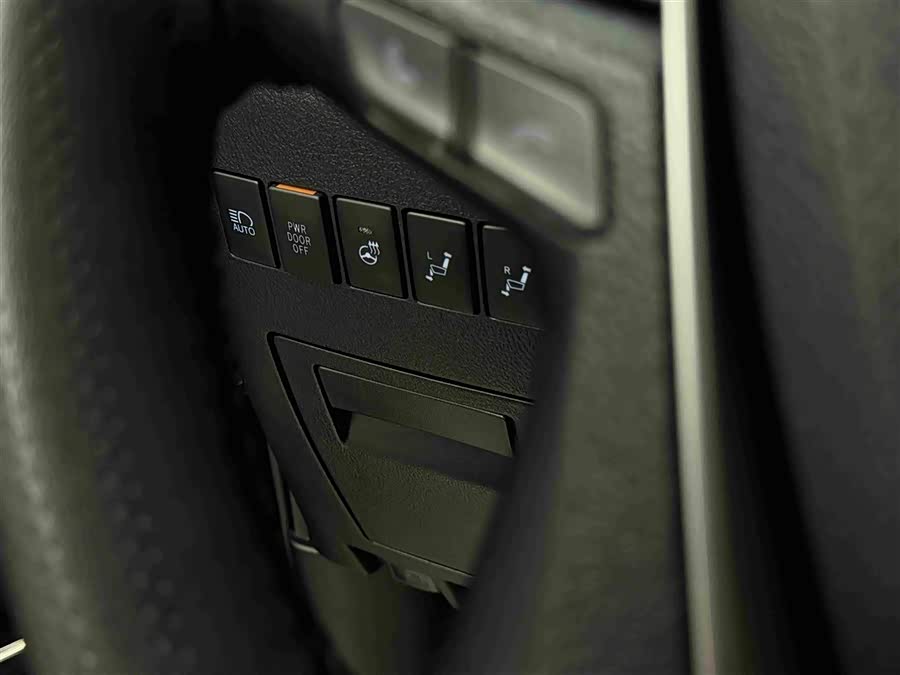 Toyota Vellfire 2022, фото 15
