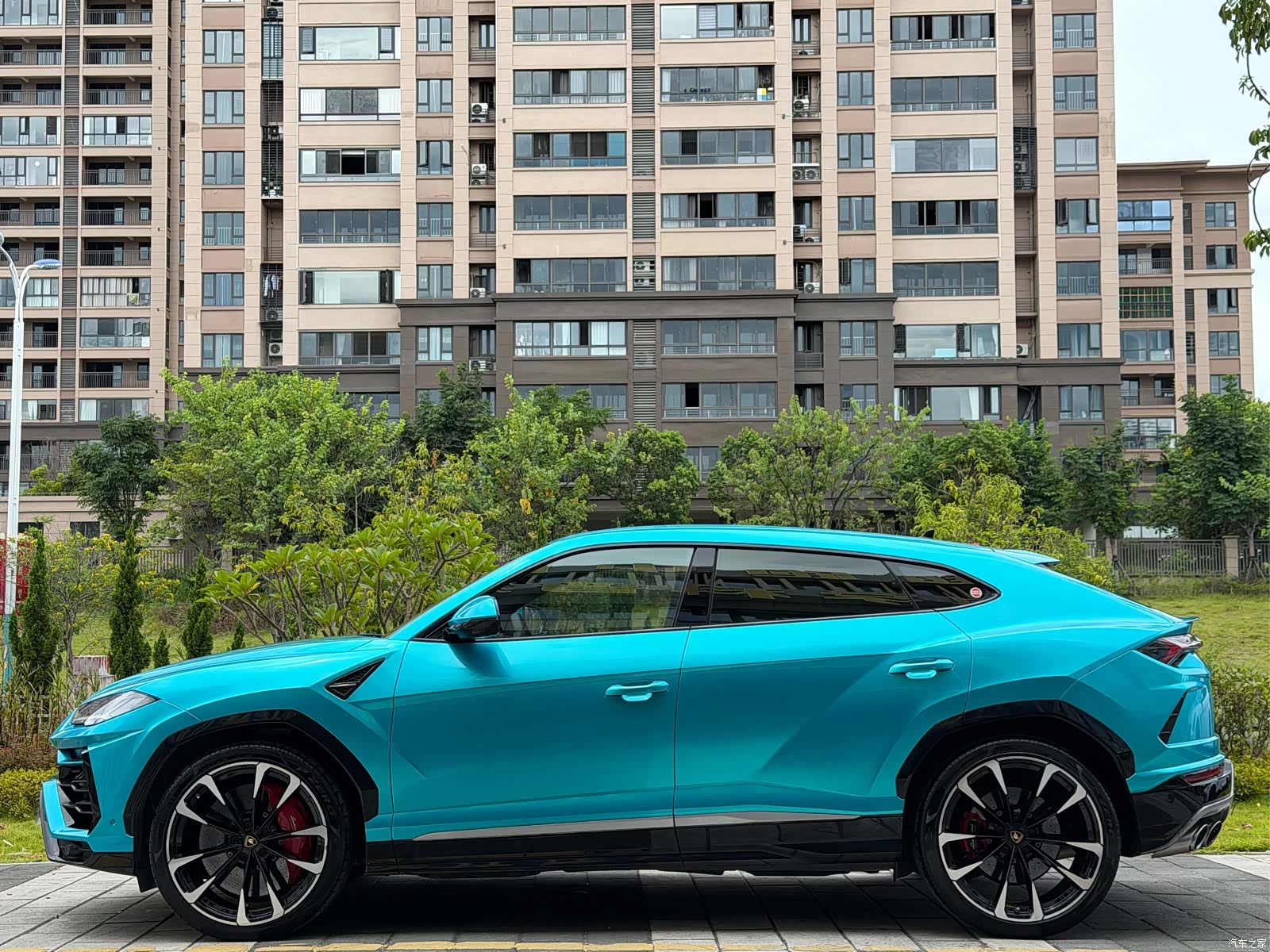 Lamborghini Urus, 2019 все фото