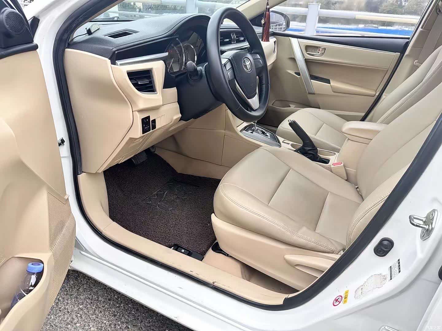 Toyota Corolla, 2015 8