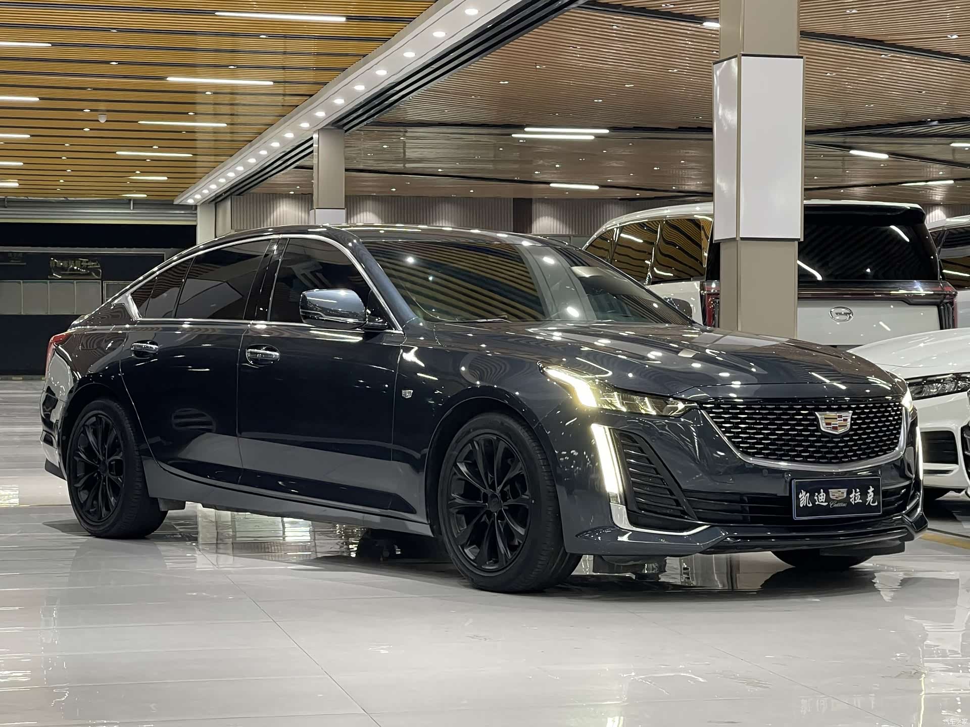 Cadillac CT5, 2021 3