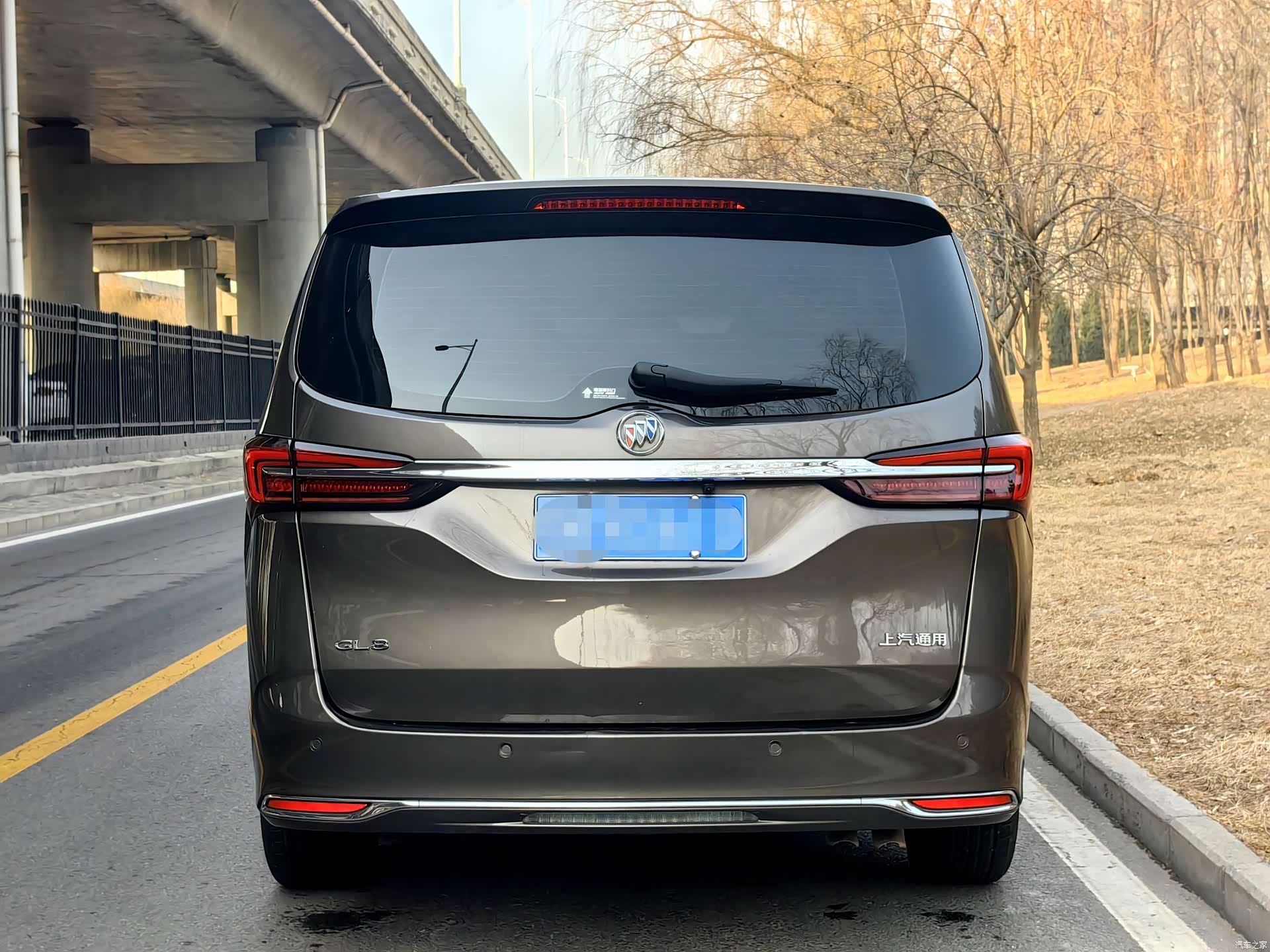 Buick GL8, 2023 4