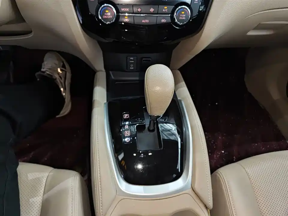Nissan Qijun Nissan Qijun