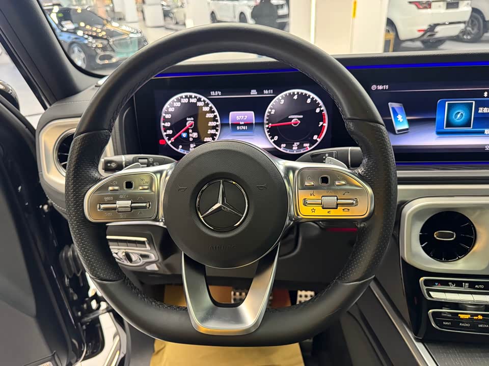 Mercedes-Benz G-class