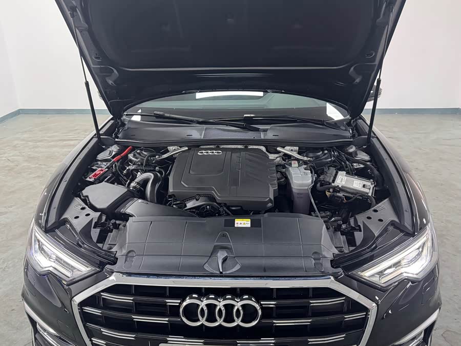 Audi A6L 2023, фото 16