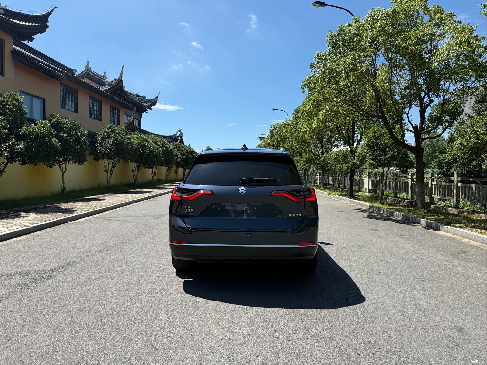 NIO ES8, 2021 6