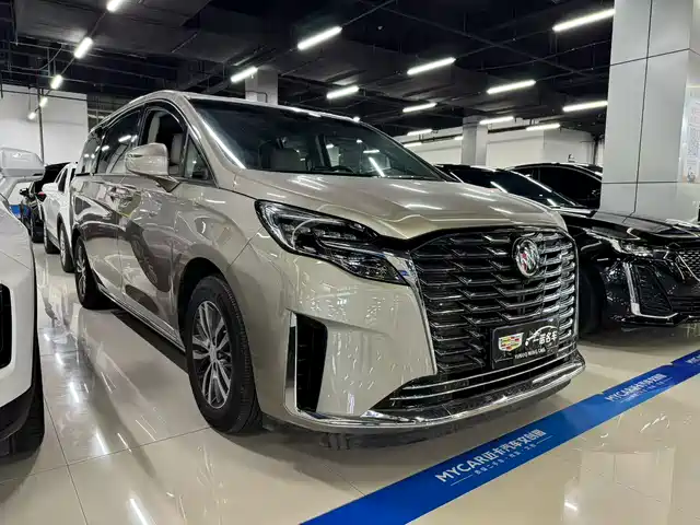 Buick GL8 2023 — купить из Китая под заказ