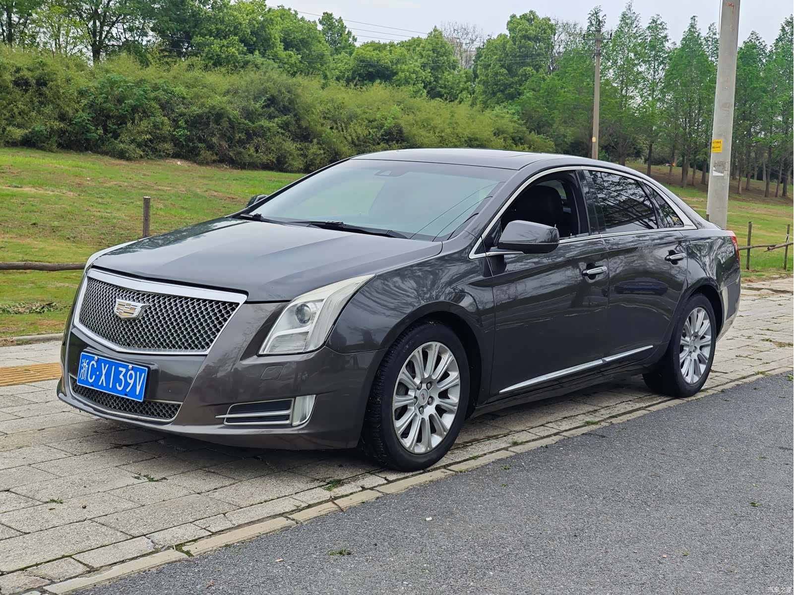 Cadillac XTS