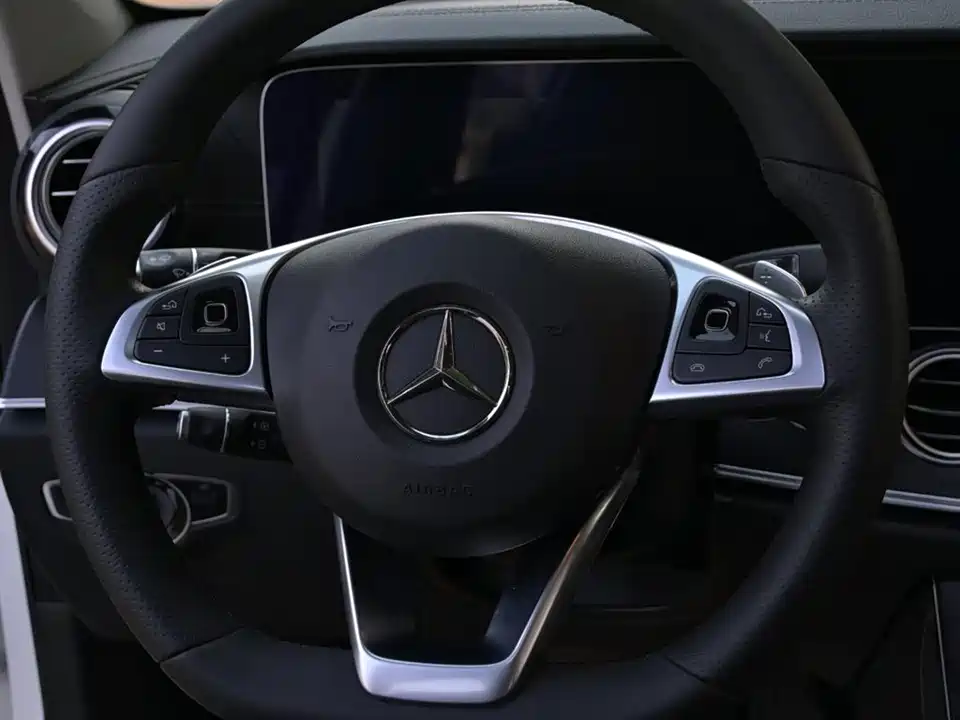 Mercedes-Benz E-class Mercedes-Benz E-class