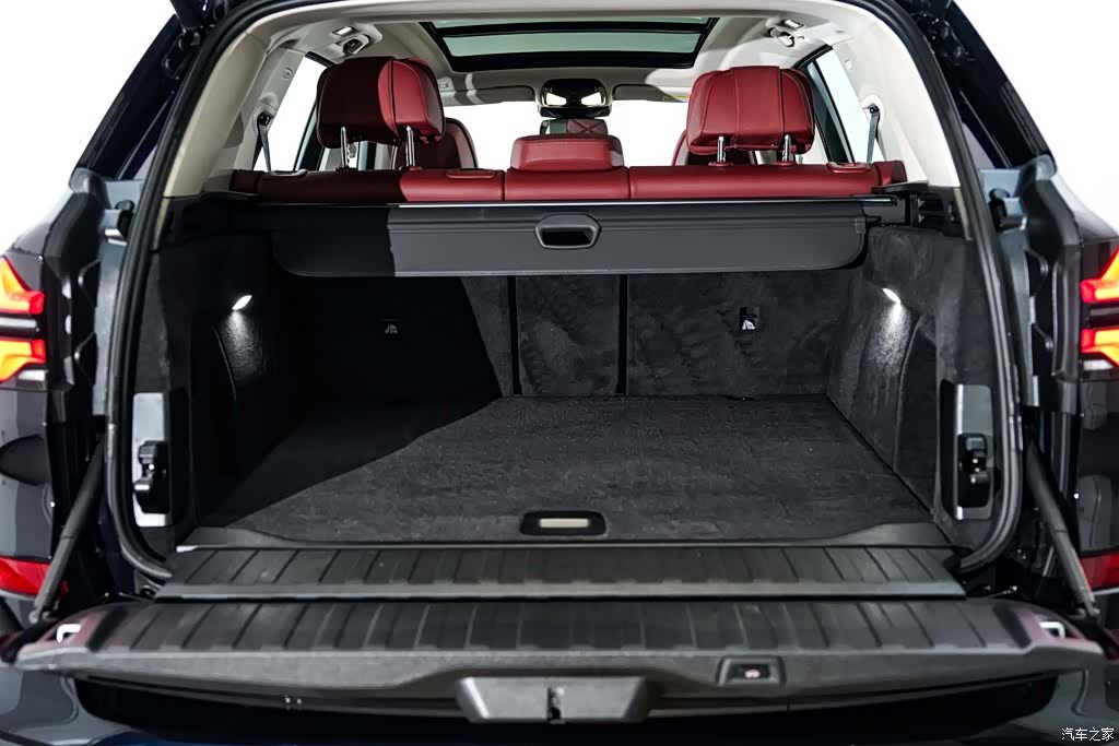BMW X5, 2026 36