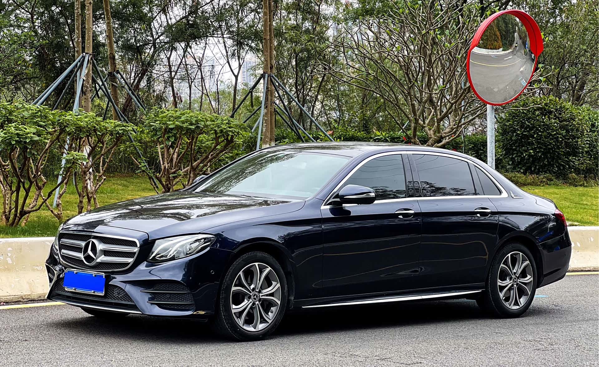 Mercedes-Benz E-Class, 2020 1