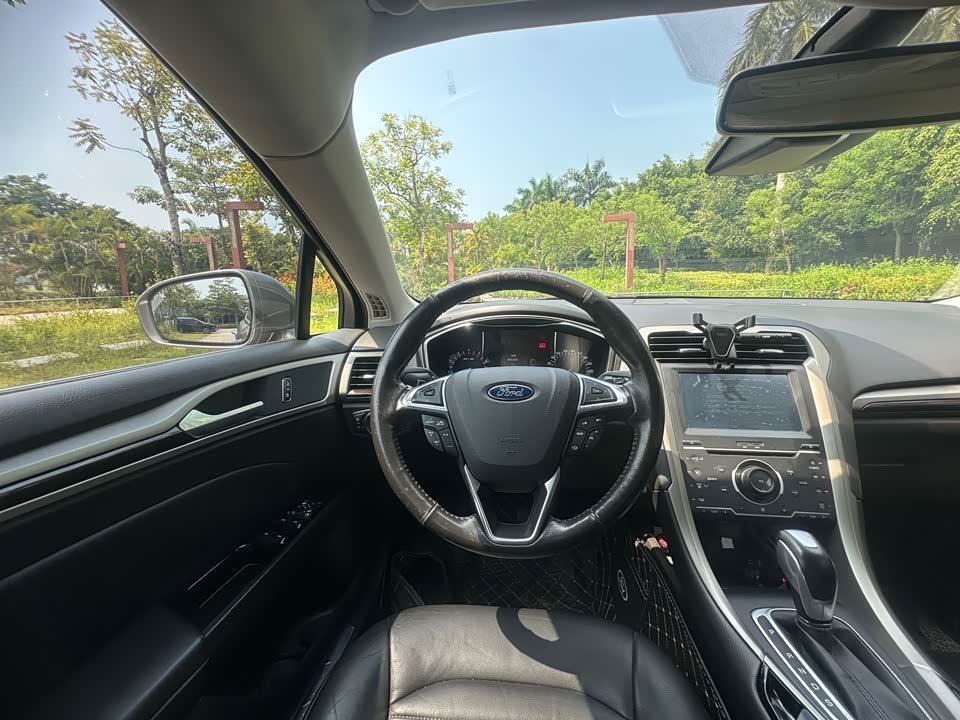 Ford Mondeo Ford Mondeo