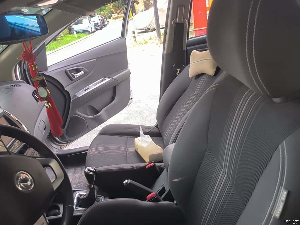 DongFeng AX3, 2016 16