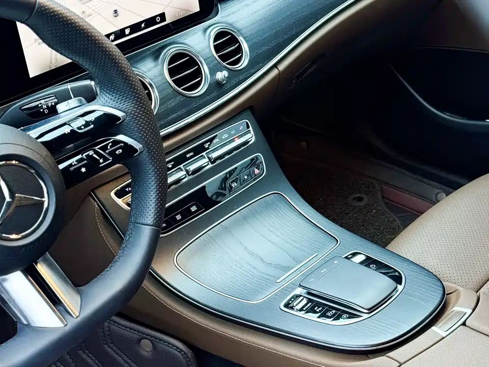 Mercedes-Benz E-class Mercedes-Benz E-class