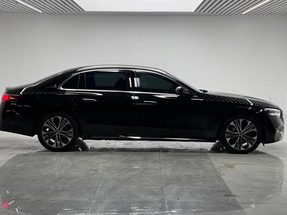 Mercedes-Benz E-class Mercedes-Benz E-class