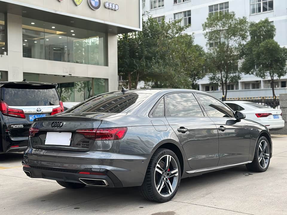 Audi A4L