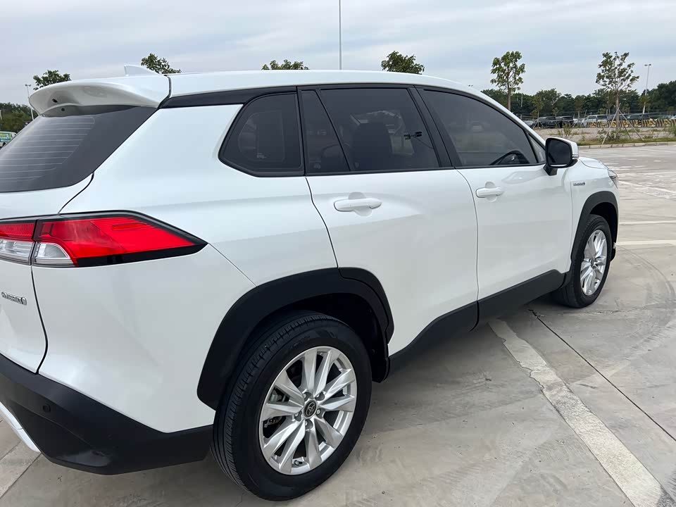 Toyota Corolla Sharp amplifier