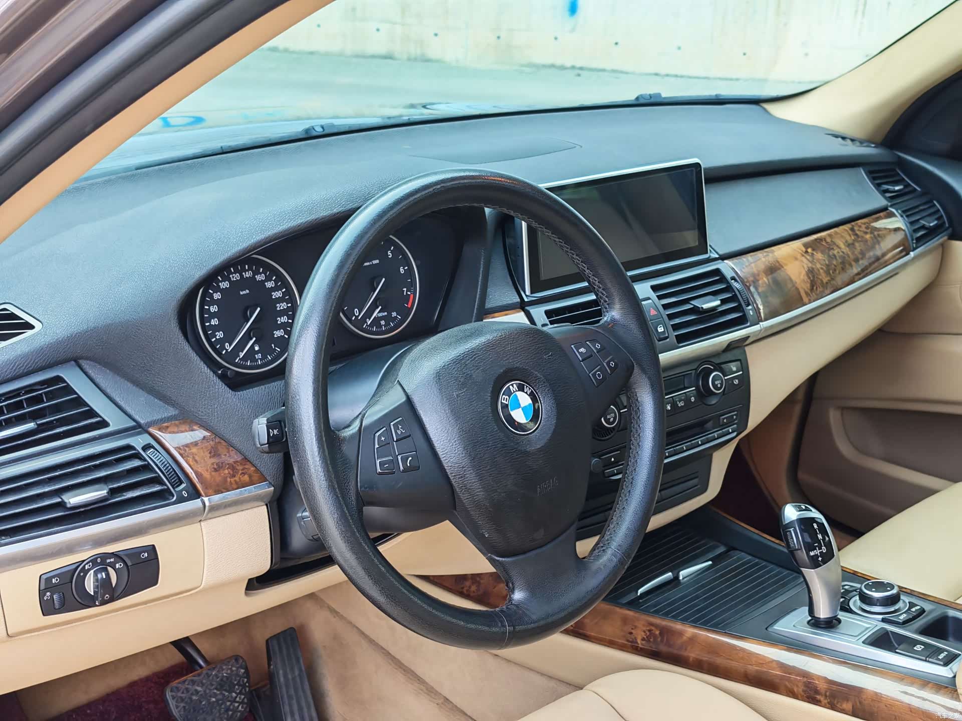 BMW X5, 2011 6