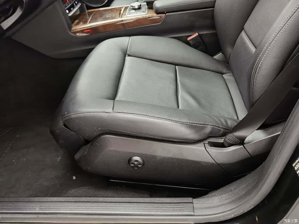 Mercedes-Benz E-Class, 2013 20