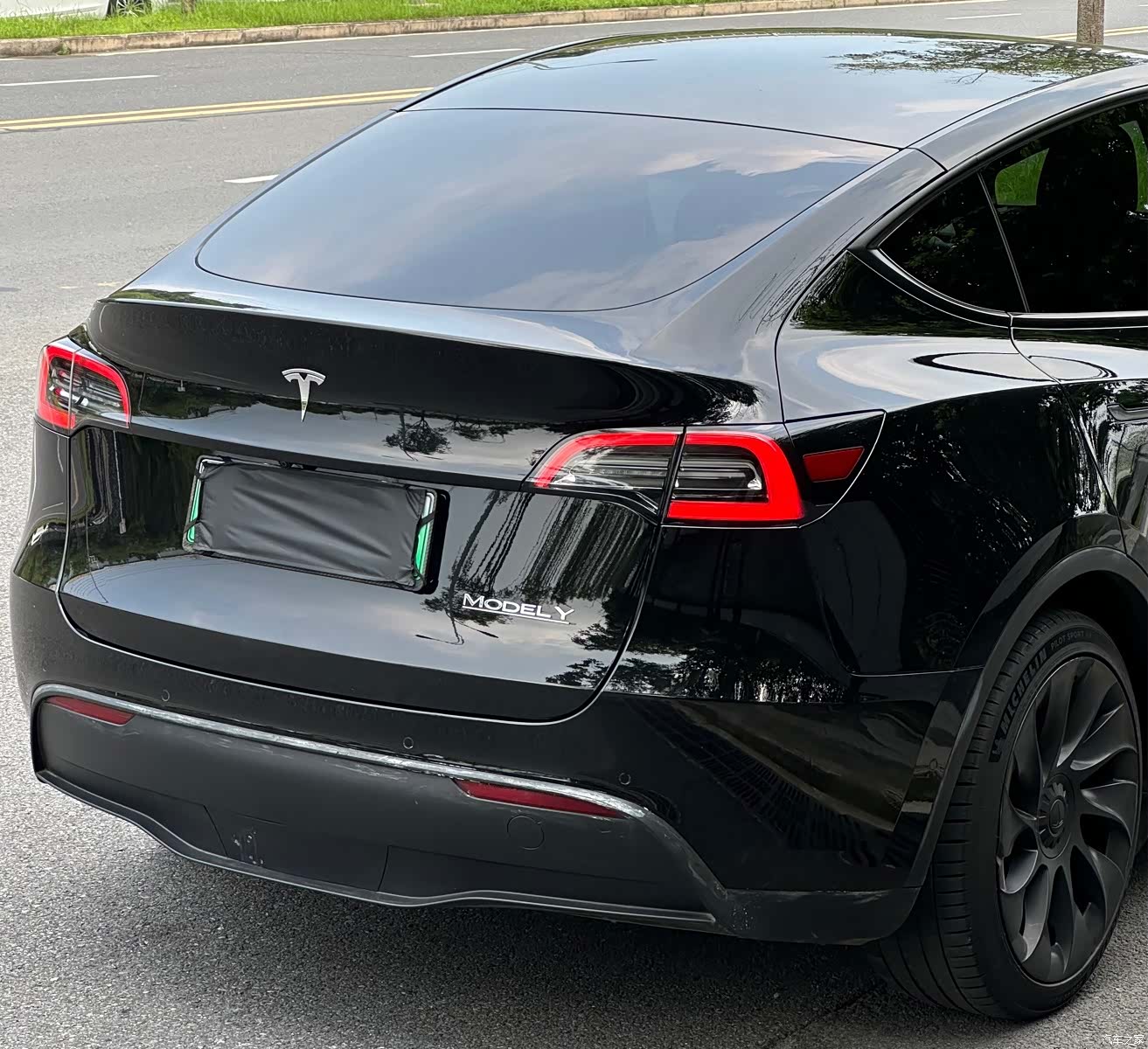 Tesla Model Y, 2021 6