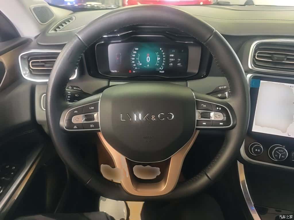 Lynk & Co 01, 2018 11