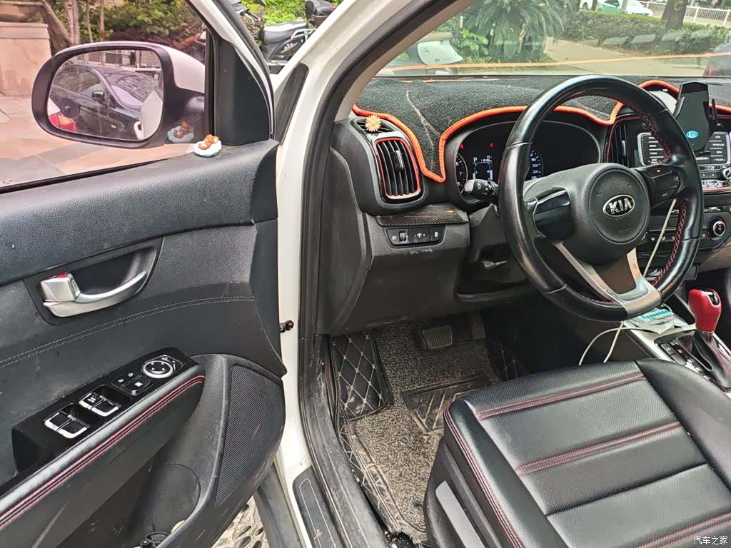 Kia KX3, 2016 14