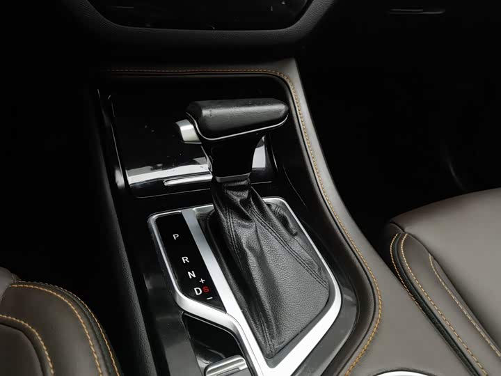 Changan CS35PLUS 2018 1.6L АКПП chang lian ban guo V