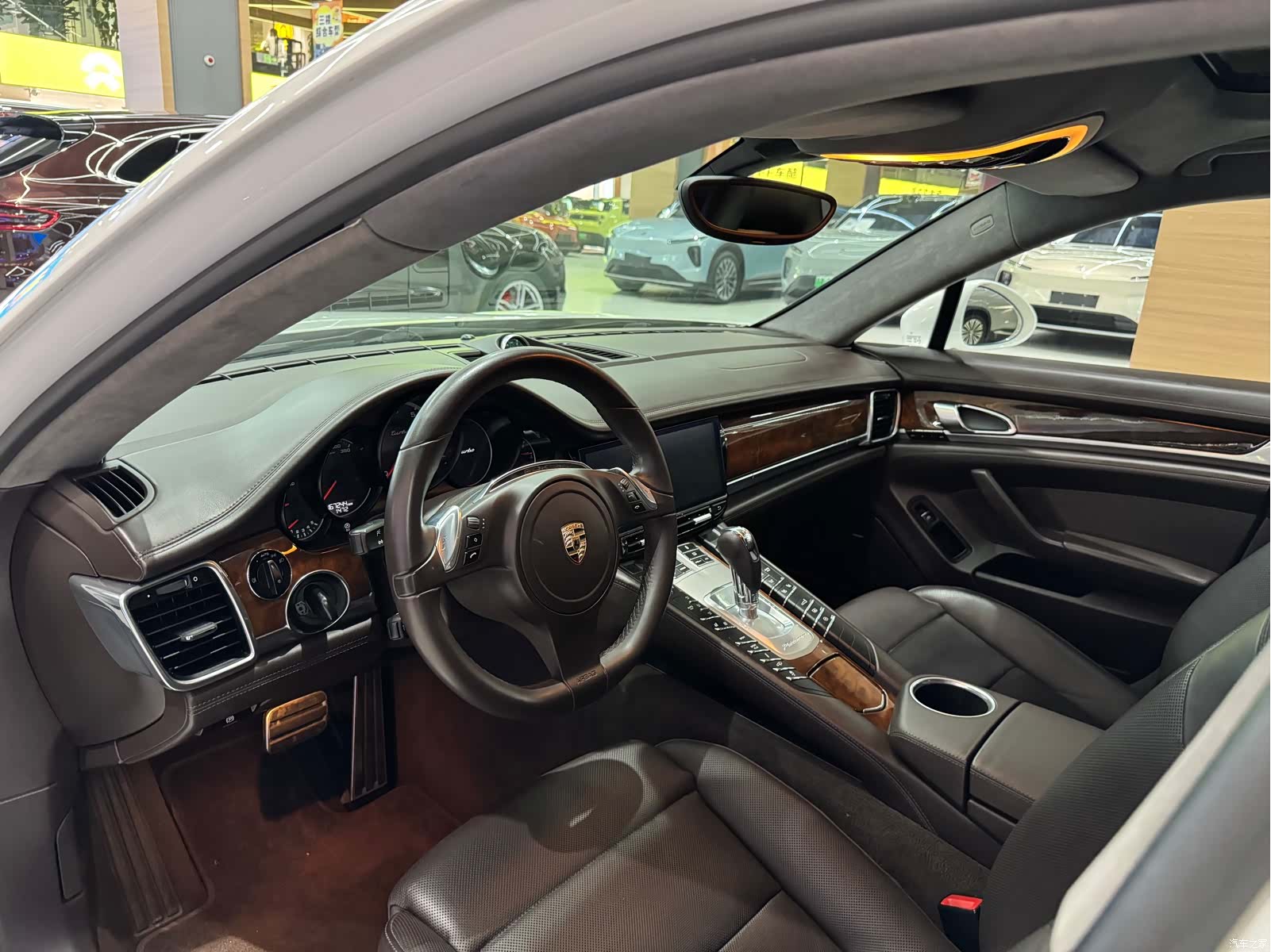 Porsche Panamera, 2012 7