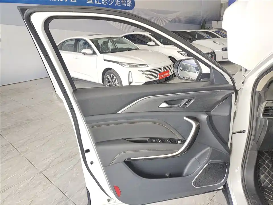 Besturn T77 Besturn T77
