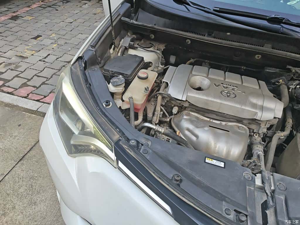 Toyota RAV4, 2018 21
