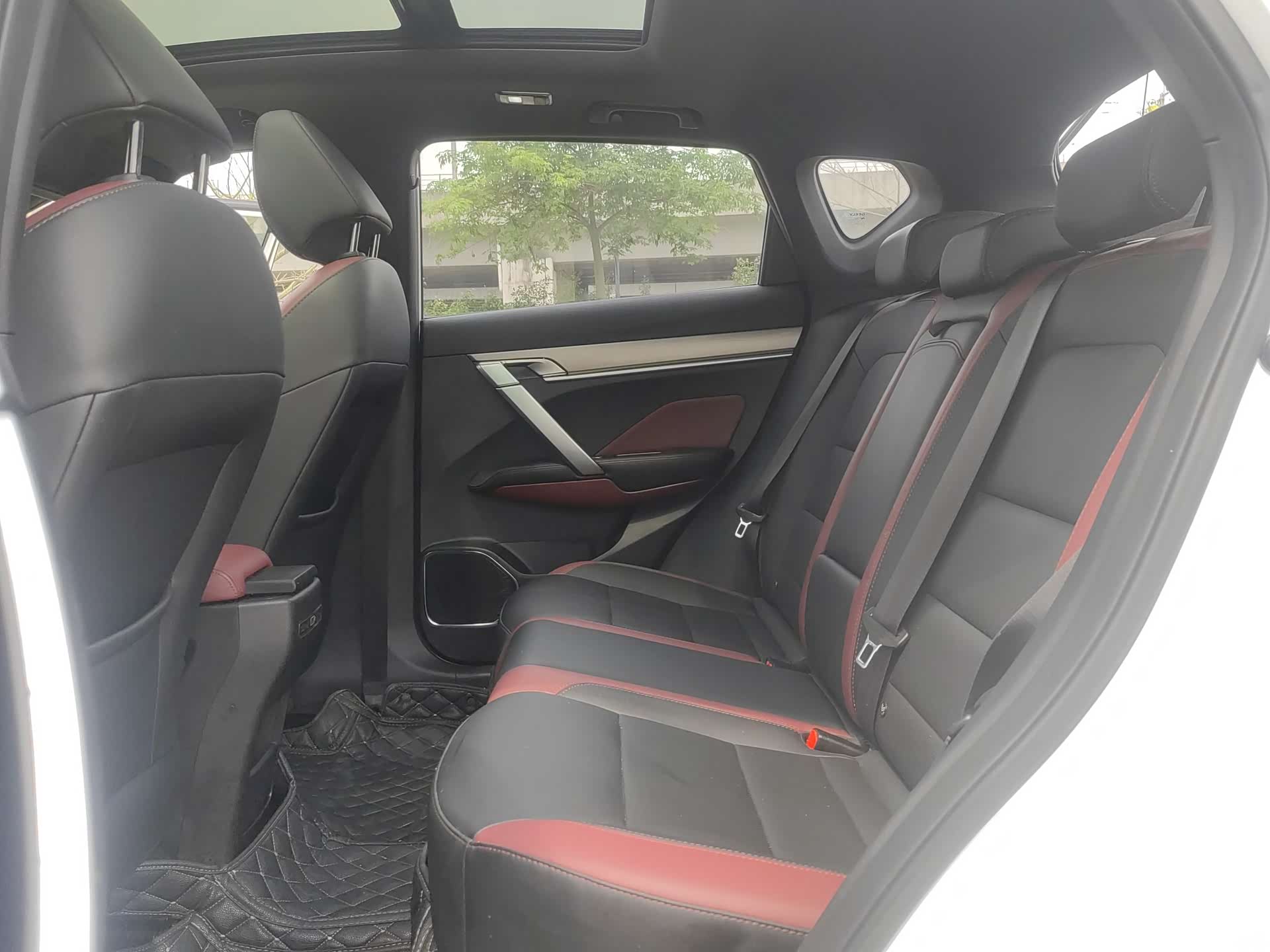 Geely Coolray, 2020 8
