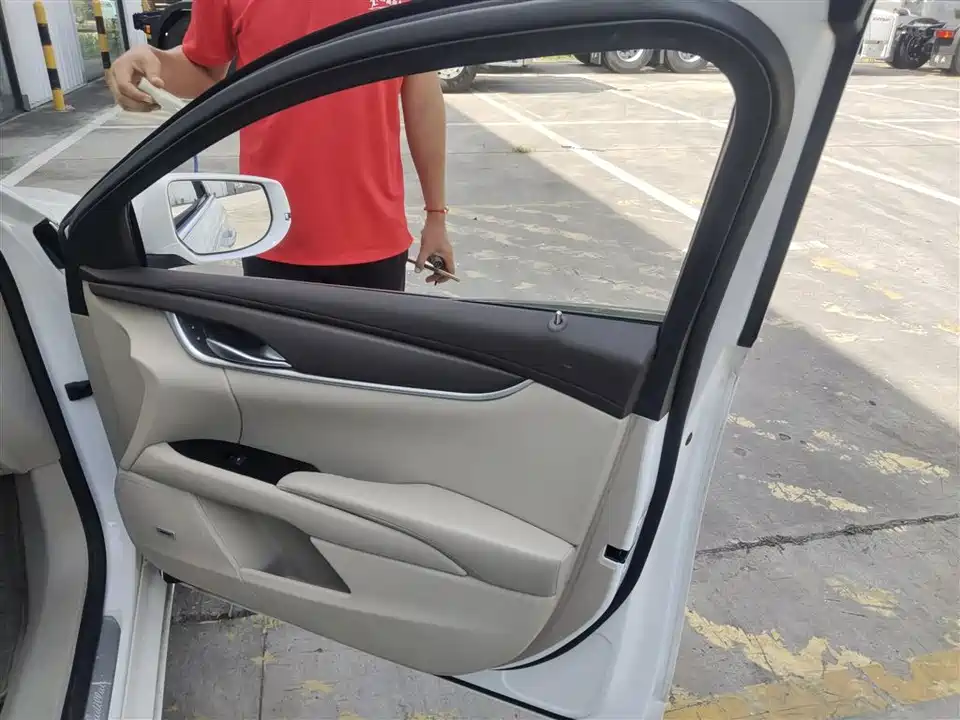 Cadillac XTS