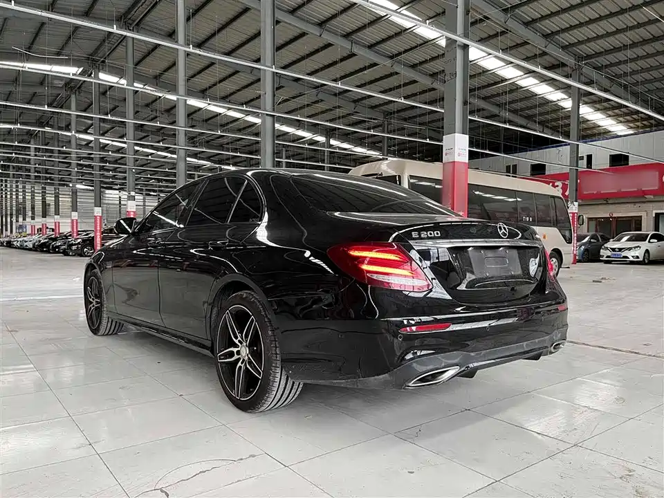 Mercedes-Benz E-class Mercedes-Benz E-class